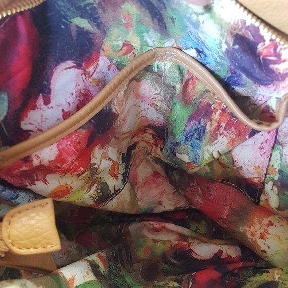 Holy Hanna Zippered Handbag with Adjustable Shoulder Strap - Picture 10 of 16